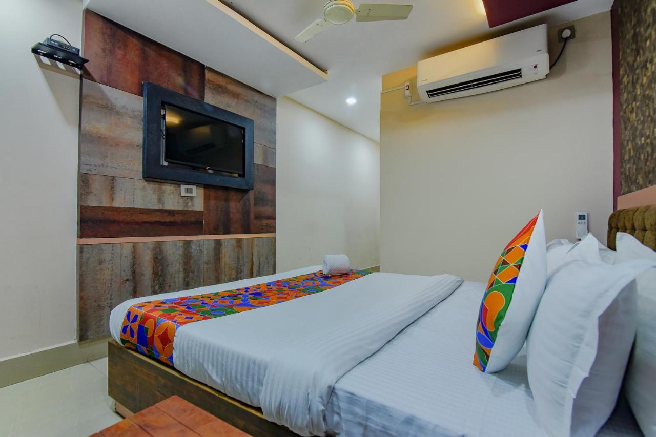 Fabhotel Middleton Desire - Nr Niladri Vihar Square Bhubaneswar Esterno foto