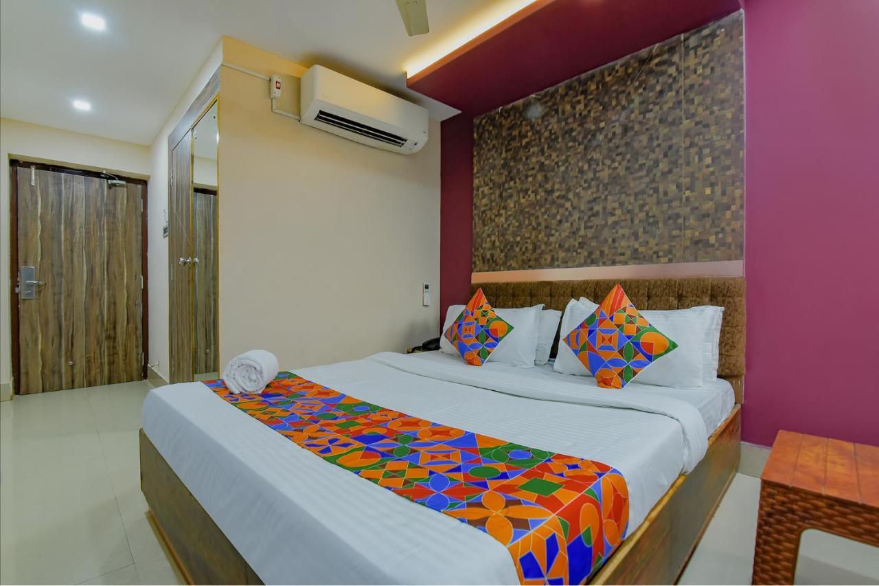 Fabhotel Middleton Desire - Nr Niladri Vihar Square Bhubaneswar Esterno foto